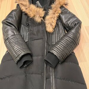 Black Puffer Coat with Faux Fur Trim